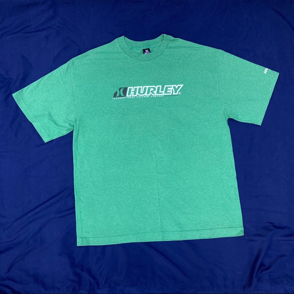 Hurley green short sleeve tee 🍃